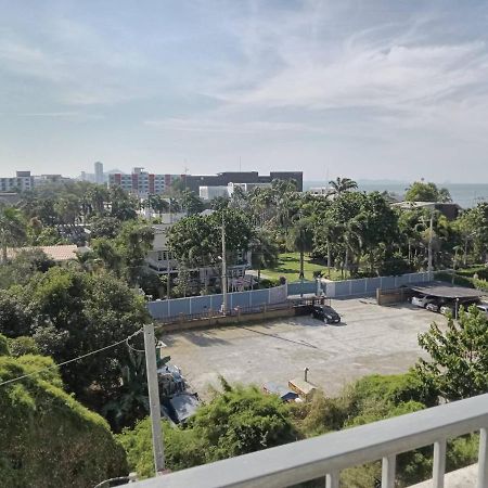 Fluffy Bed And Seaview @Bangsaen Apartamento Exterior foto